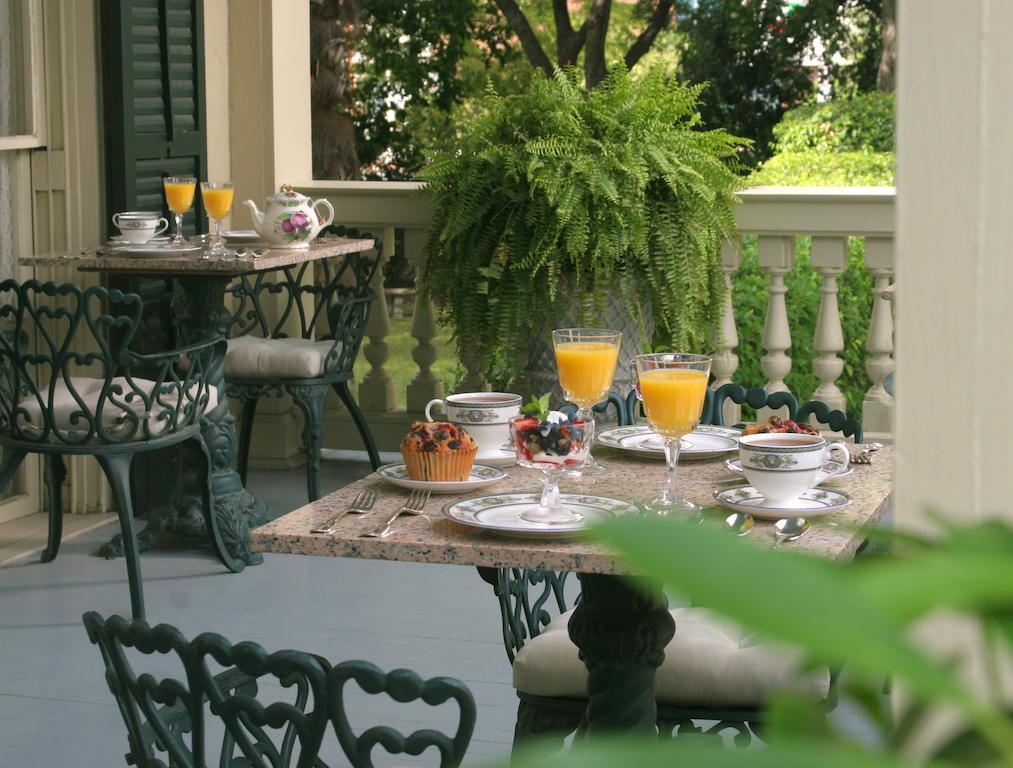 Noble Inns Сан-Антонио Экстерьер фото